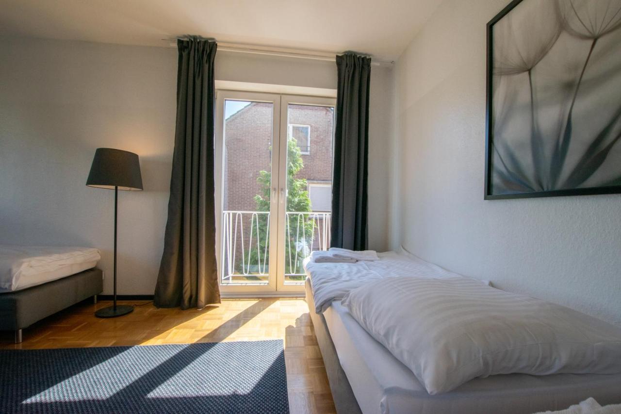 Raj Living - 1 , 3 And 4 Room Apartments - 20 Min Messe Dus & Airport Dus Медебах Екстер'єр фото
