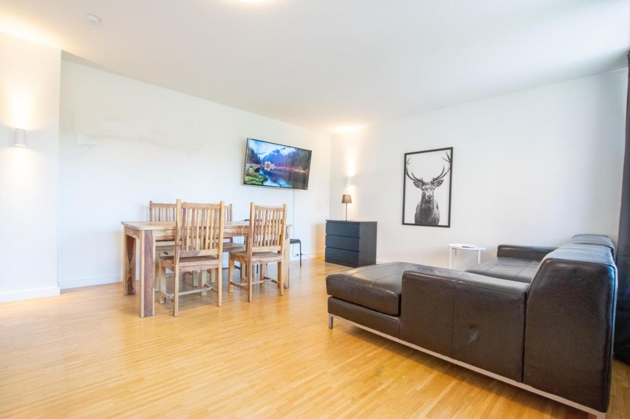 Raj Living - 1 , 3 And 4 Room Apartments - 20 Min Messe Dus & Airport Dus Медебах Екстер'єр фото