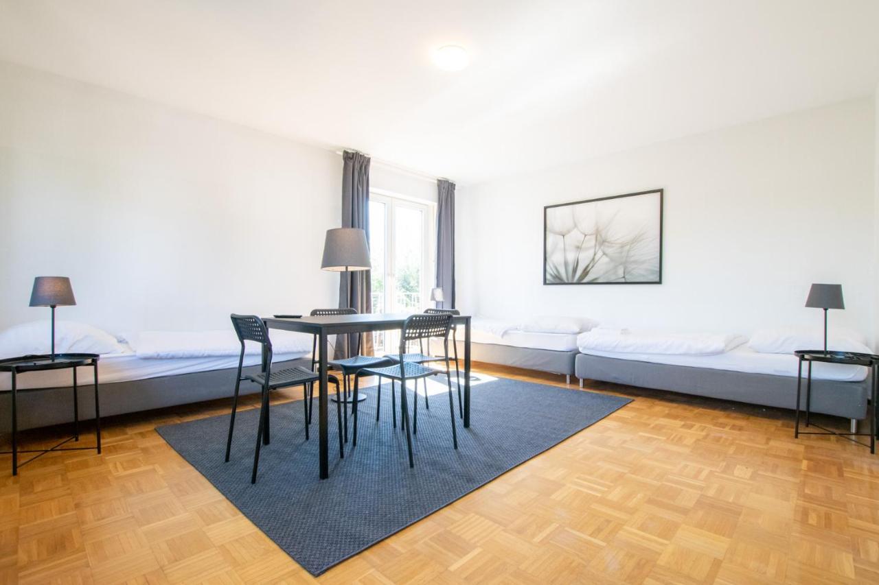 Raj Living - 1 , 3 And 4 Room Apartments - 20 Min Messe Dus & Airport Dus Медебах Екстер'єр фото
