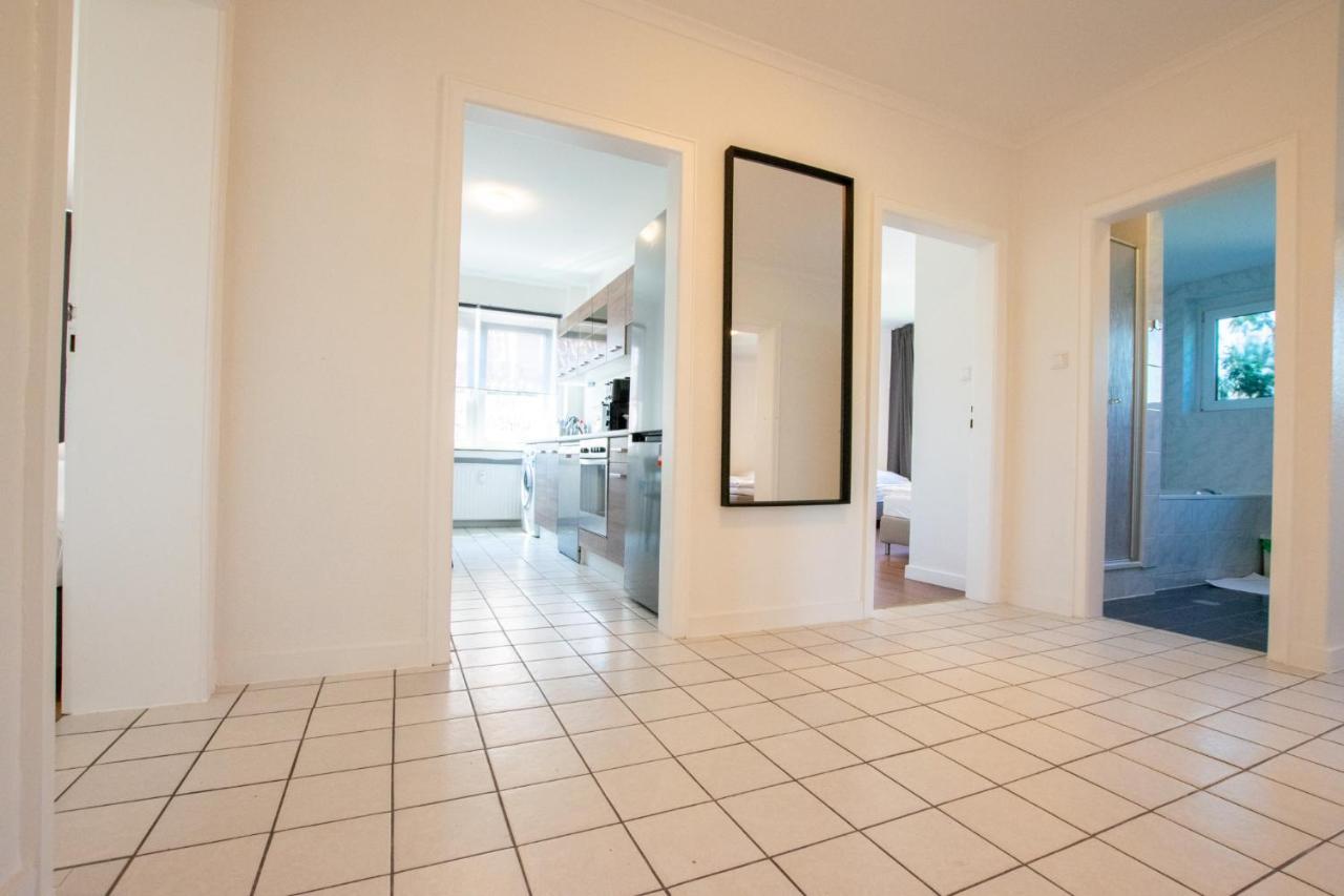 Raj Living - 1 , 3 And 4 Room Apartments - 20 Min Messe Dus & Airport Dus Медебах Екстер'єр фото