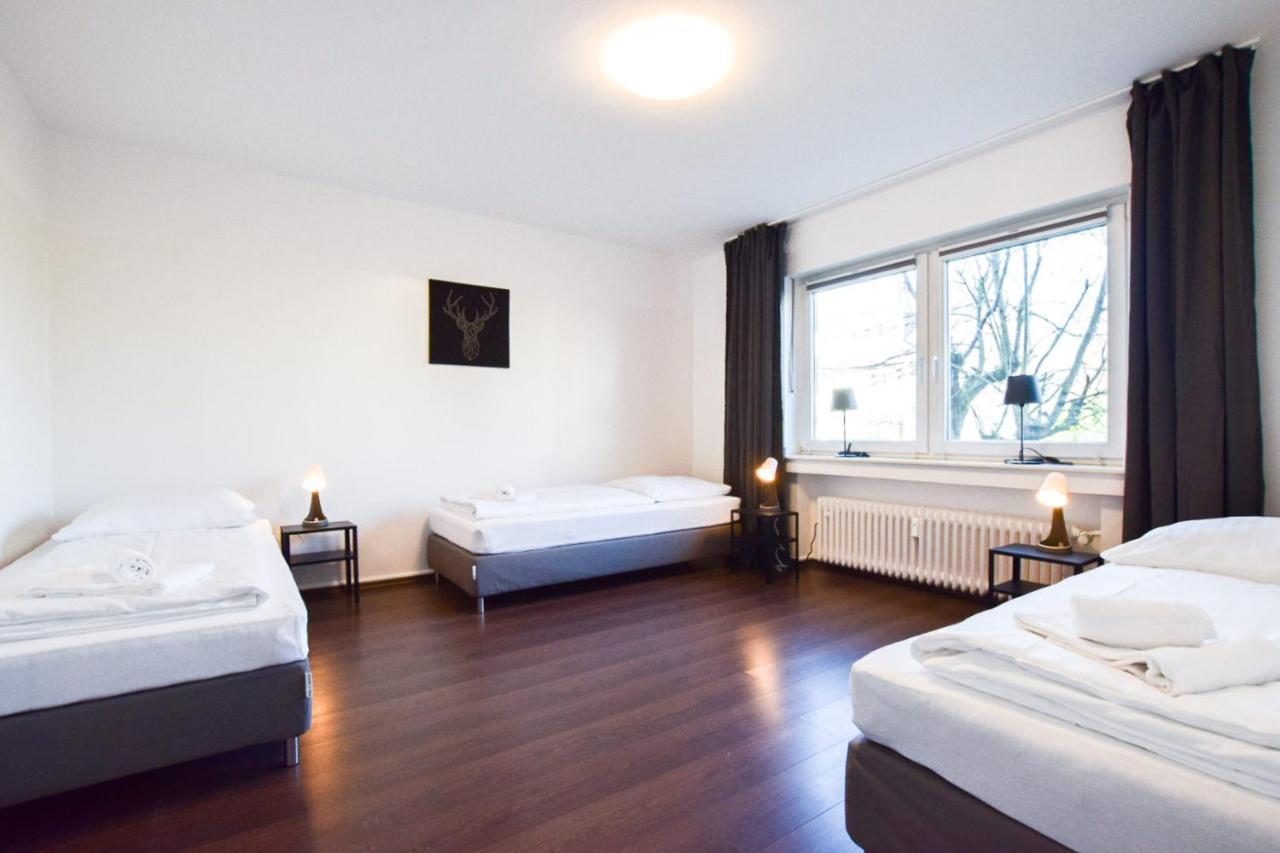 Raj Living - 1 , 3 And 4 Room Apartments - 20 Min Messe Dus & Airport Dus Медебах Екстер'єр фото