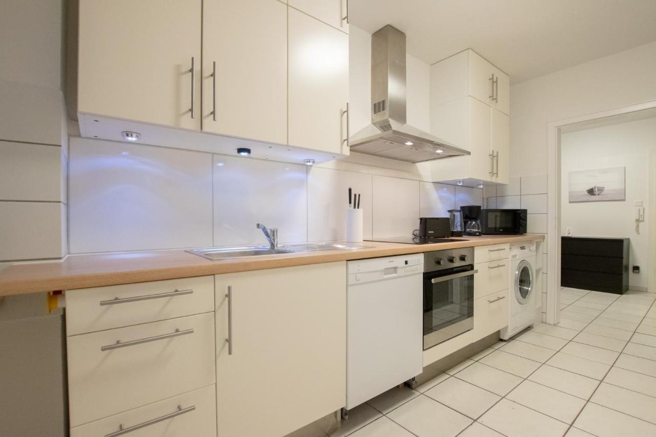 Raj Living - 1 , 3 And 4 Room Apartments - 20 Min Messe Dus & Airport Dus Медебах Екстер'єр фото