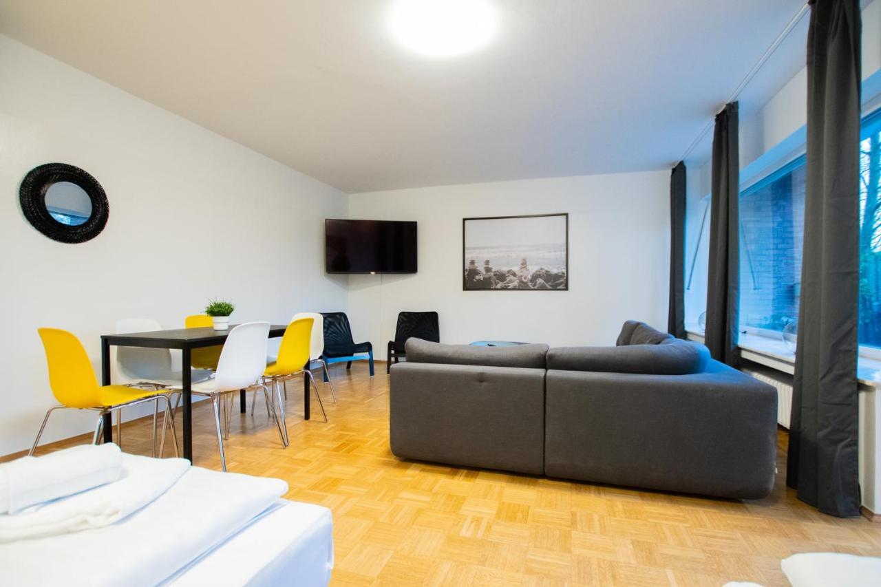 Raj Living - 1 , 3 And 4 Room Apartments - 20 Min Messe Dus & Airport Dus Медебах Екстер'єр фото