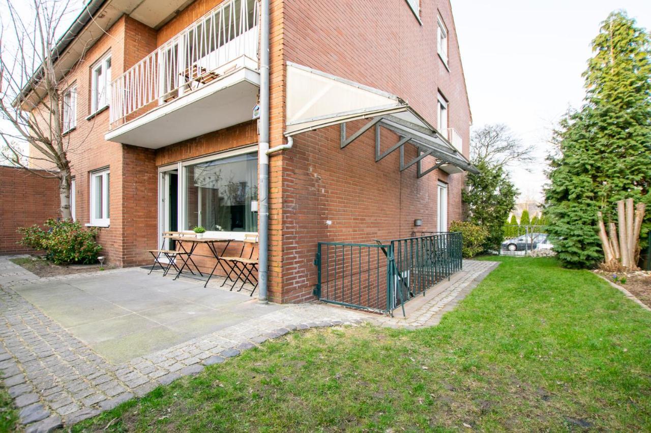 Raj Living - 1 , 3 And 4 Room Apartments - 20 Min Messe Dus & Airport Dus Медебах Екстер'єр фото