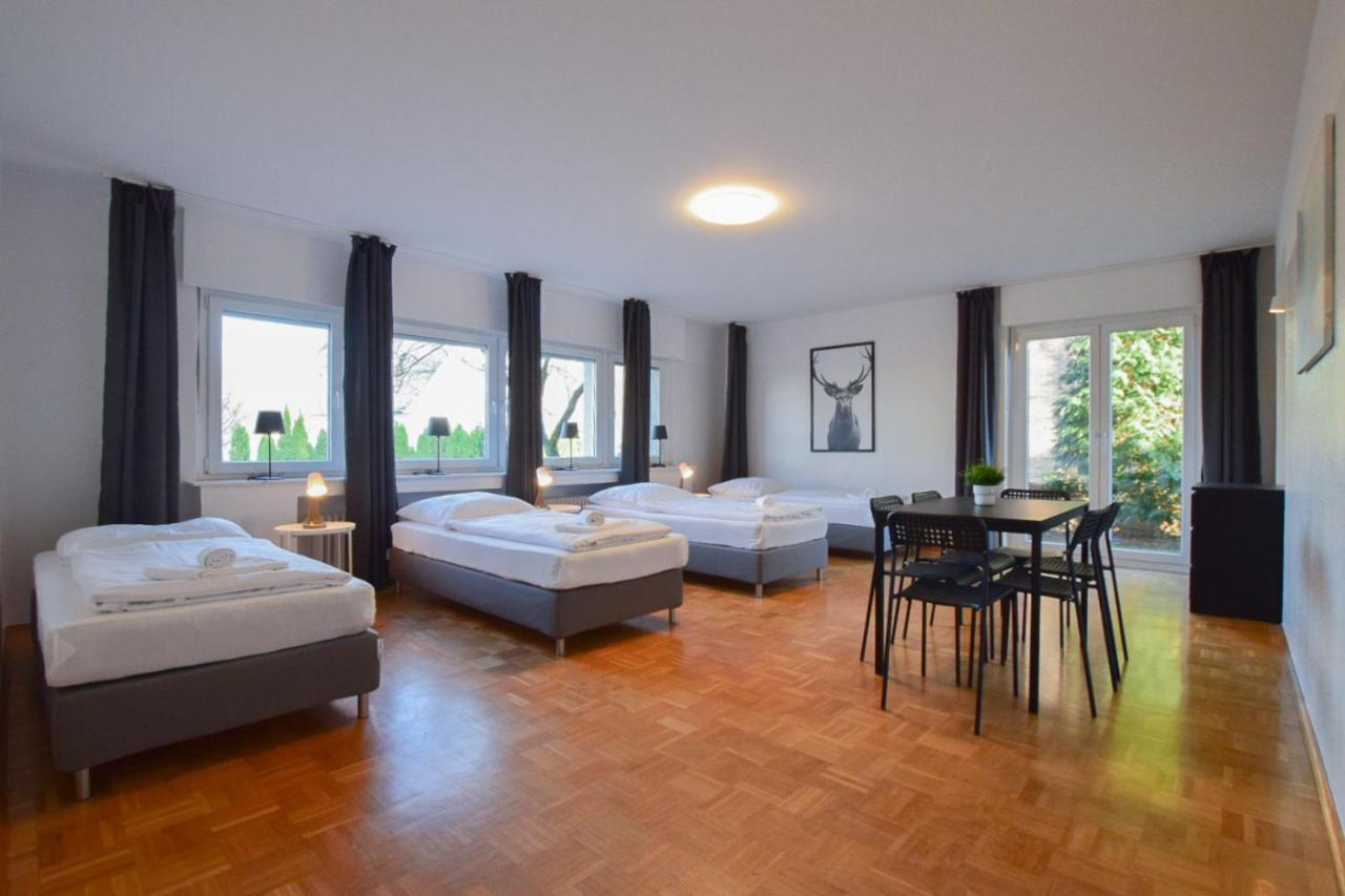 Raj Living - 1 , 3 And 4 Room Apartments - 20 Min Messe Dus & Airport Dus Медебах Екстер'єр фото